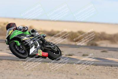 media/Nov-16-2025-Race Pace (Sun) [[8c5fa54630]]/Verified Riders/9-Turn 16 (150pm)/